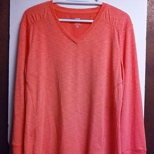 Title Nine "Matahari" LS Top V-Neck Style